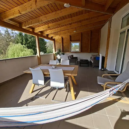 Neu Renovierte Altbauwohnung Im Herzen Von 100qm Steyr